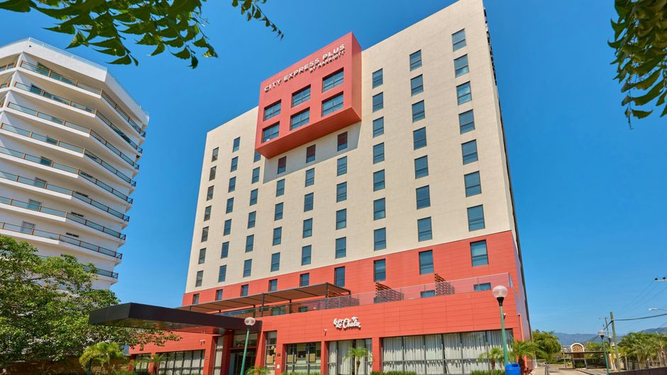 City Express Plus by Marriott Exterior