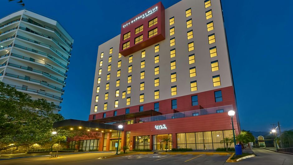 City Express Plus by Marriott Exterior