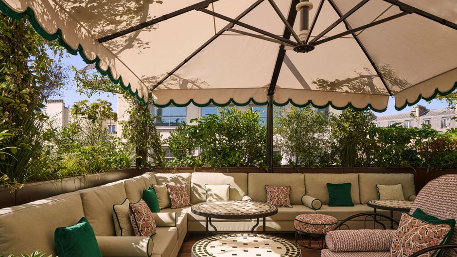 The Hotel Fouquet's Barriere Exterior