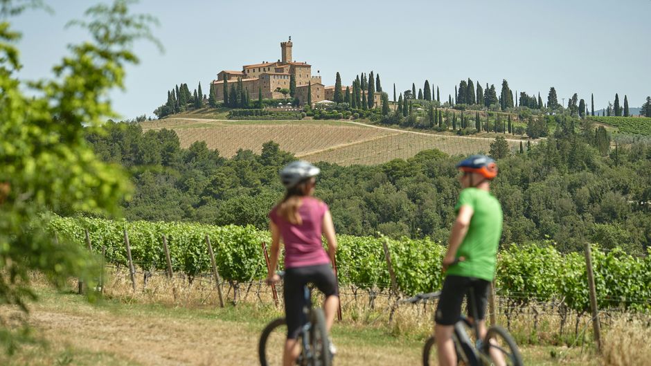 Castello Banfi-Il Borgo Recreation