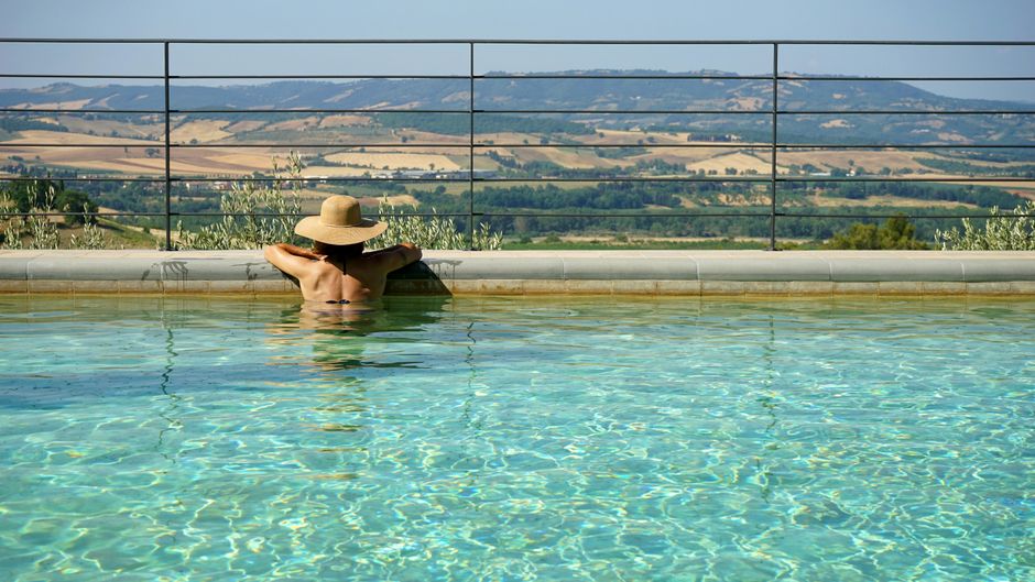 Castello Banfi-Il Borgo Pool