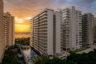 Courtyard by Marriott Santa Marta Resort
