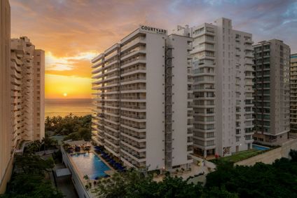 Courtyard by Marriott Santa Marta Resort