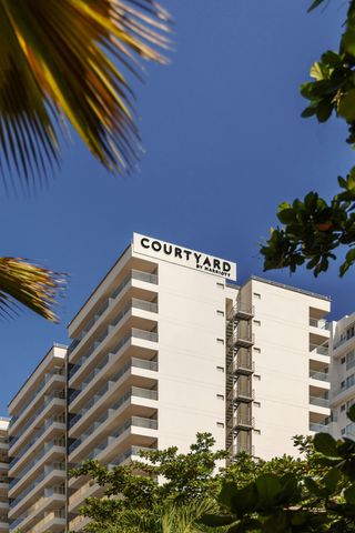Courtyard by Marriott Santa Marta Resort