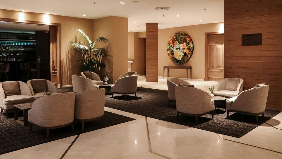 Crowne Plaza Porto Lobby