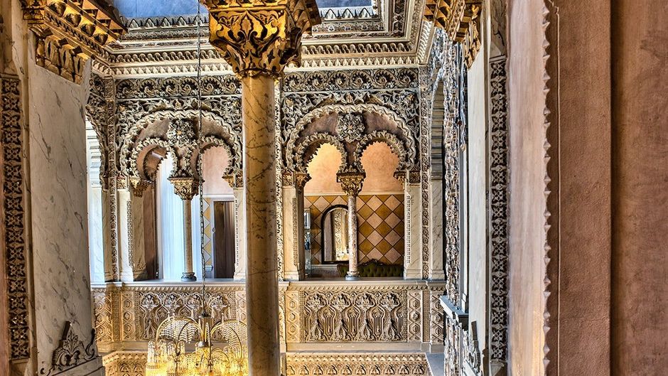 Villa Crespi Lobby