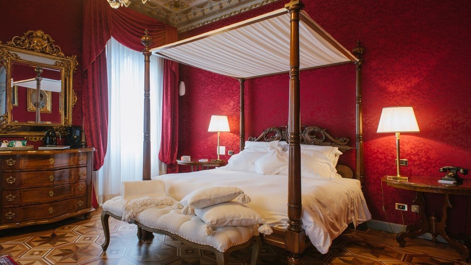 Villa Crespi Room