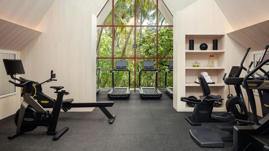 The St. Regis Maldives Vommuli Resort Health Club