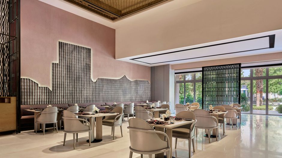 Aravali Marriott Resort & Spa Delhi NCR Restaurant