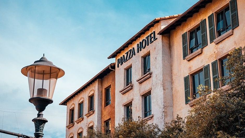Piazza Hotel Exterior