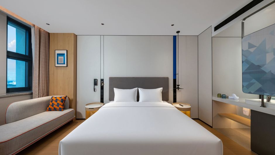 Holiday Inn Exp Luzhi Industrial Park Room