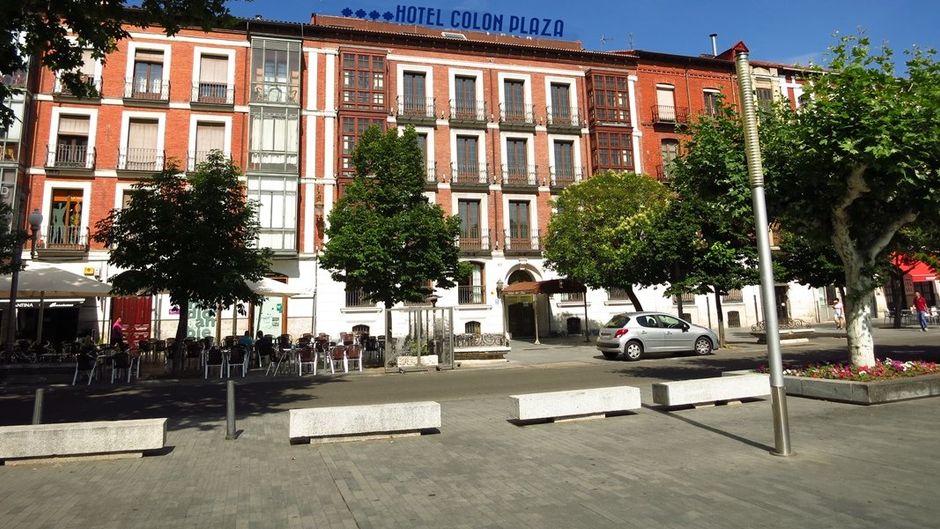 Hotel Boutique Colon Plaza Exterior