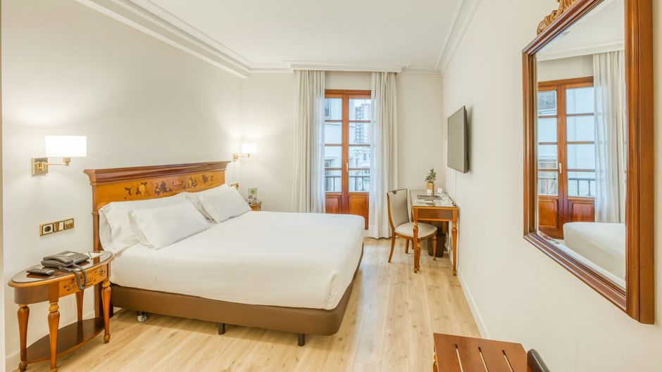 Sercotel Arenal Bilbao Room