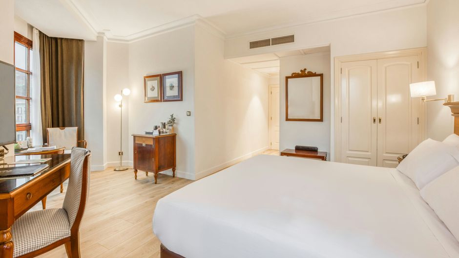 Sercotel Arenal Bilbao Room
