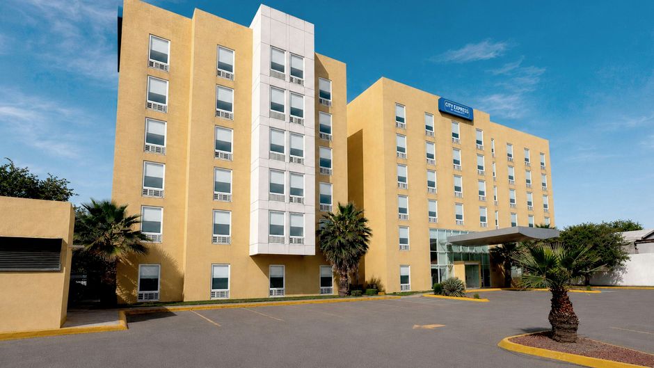 City Express by Marriott Saltillo Sur Exterior