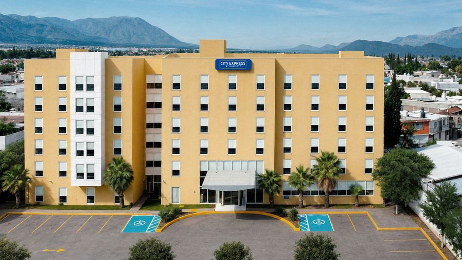 City Express by Marriott Saltillo Sur Exterior
