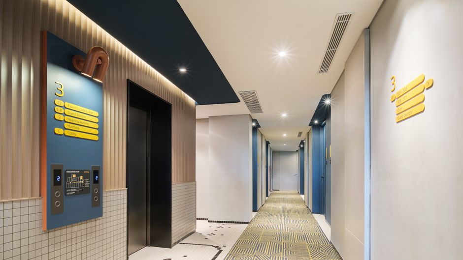 Holiday Inn Express Bandung Braga Lobby