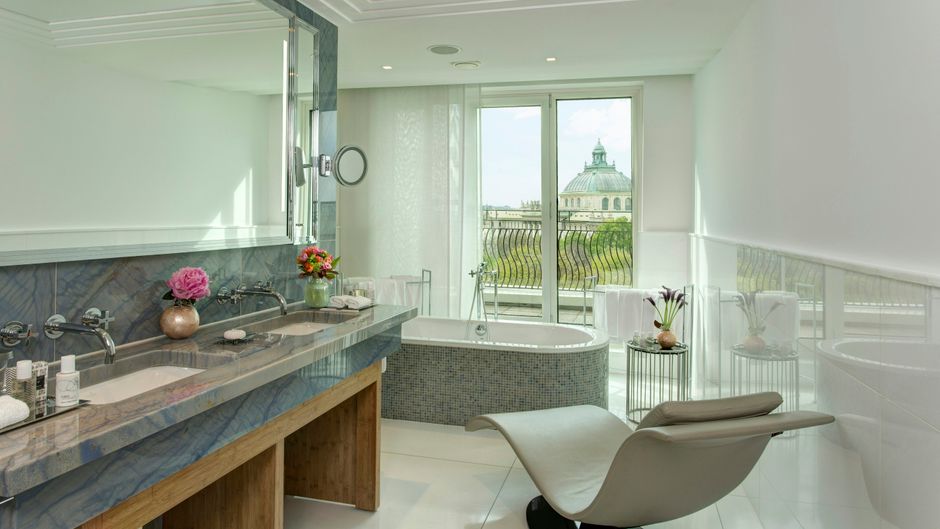 Rocco Forte Charles Hotel Room