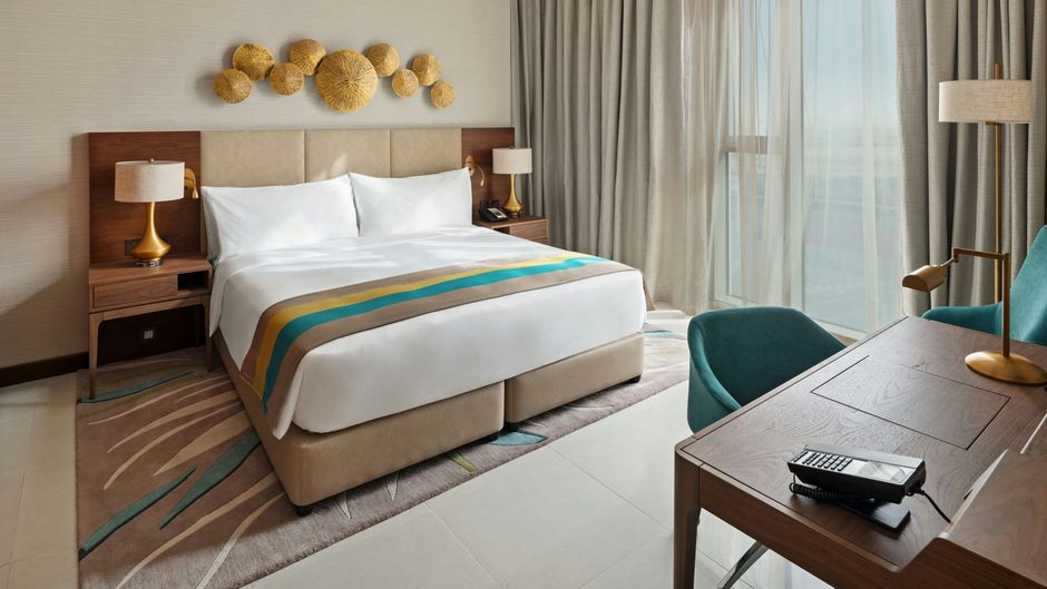 Holiday Inn Dubai Al-Maktoum Airport Room