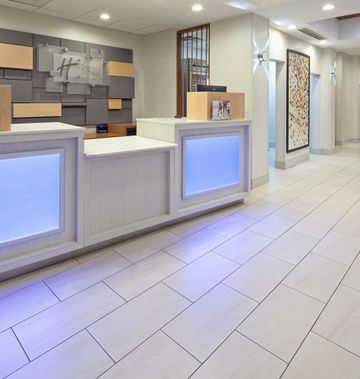 Holiday Inn Express Hotel & Suites Clovi