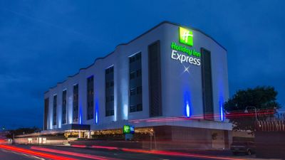 Holiday Inn Express Mexico-Toreo