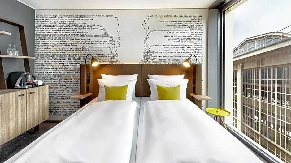 H2 Hotel Leipzig Room