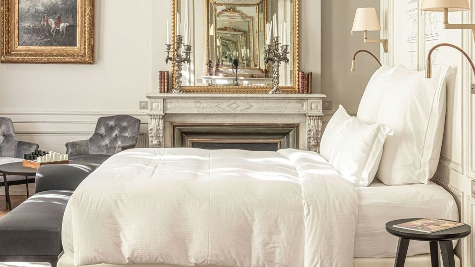 Villas Foch Room