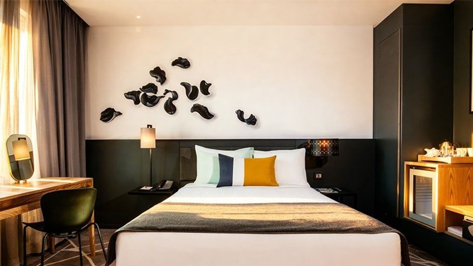 Piazza Hotel Room