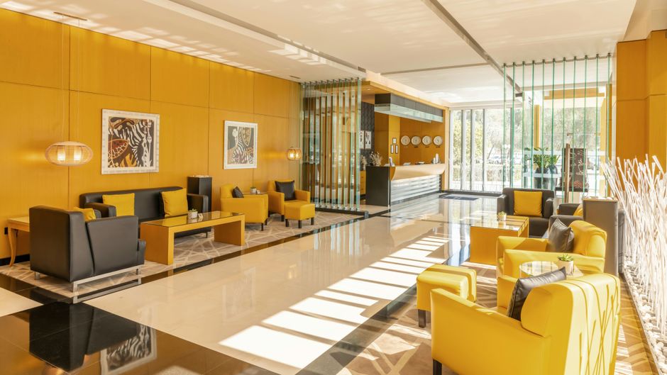 Hala Arjaan by Rotana Lobby