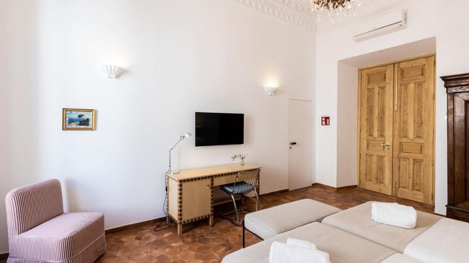 Casa Pizarro Hotel Room
