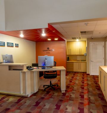 Candlewood Suites Bedford - Fort Worth