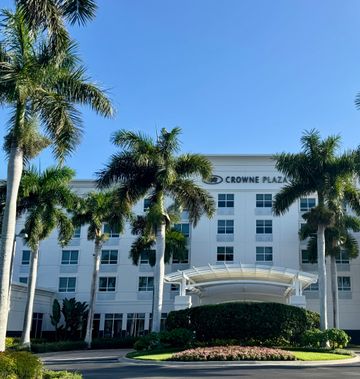 Crowne Plaza Fort Myers Gulf Coast