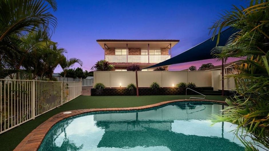 Kennedy Drive Motel Pool
