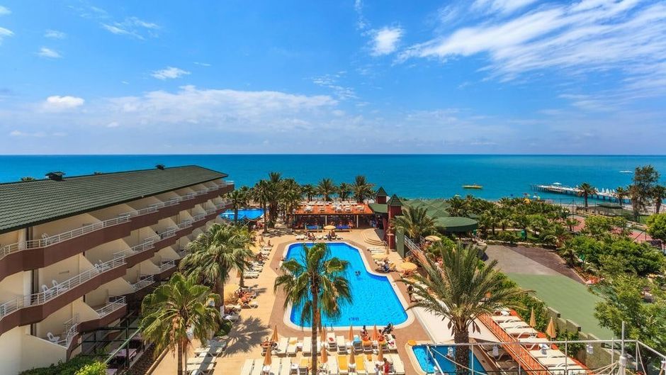 Galeri Resort Hotel Exterior
