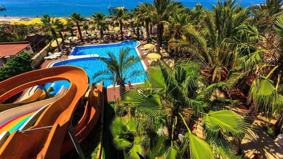 Galeri Resort Hotel Exterior