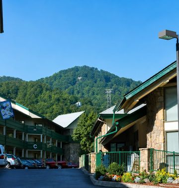 Laurel Point Resort