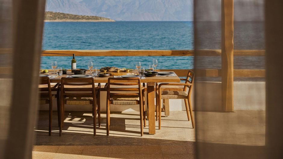 Minos Beach Art Hotel Restaurant