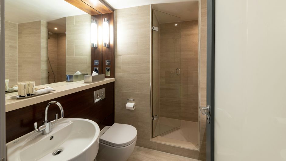 Apex City of London Hotel Room