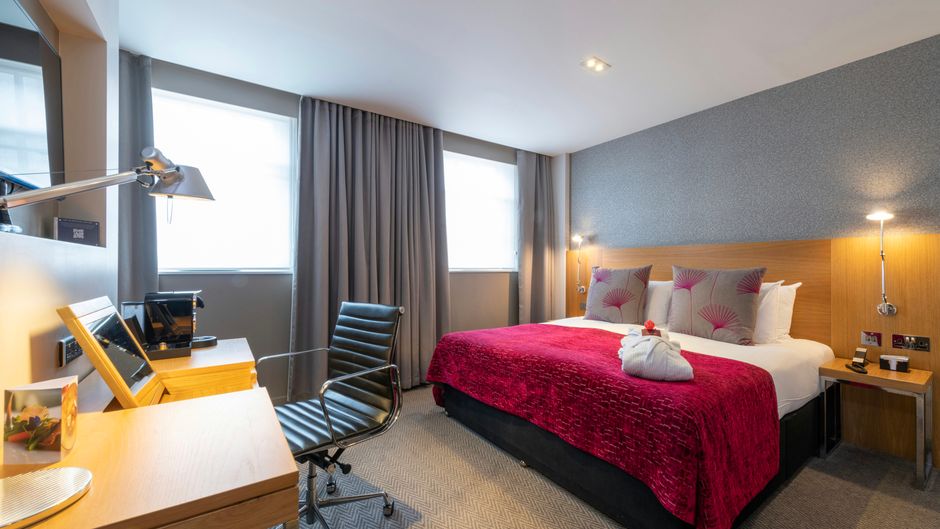 Apex Temple Court Hotel Room