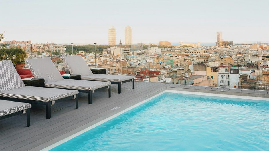 Yurbban Trafalgar Hotel Pool