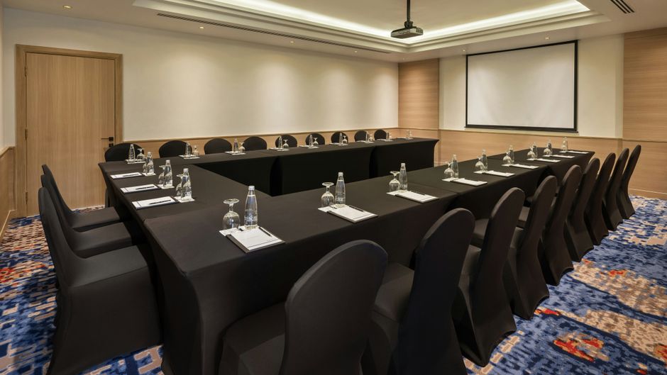 Fujairah Rotana Resort and Spa Meeting