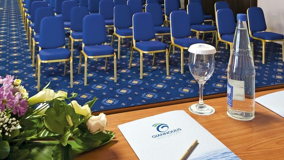 Cavo Spada Luxury Resort & Spa Meeting
