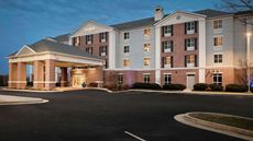 Fairfield Inn & Suites Easton