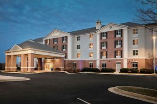 Fairfield Inn & Suites Easton