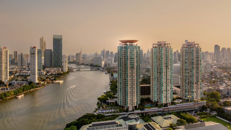 Chatrium Hotel Riverside Bangkok Exterior