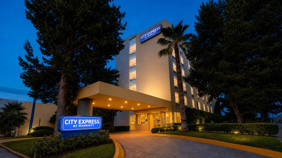 City Express by Marriott Saltillo Norte Exterior