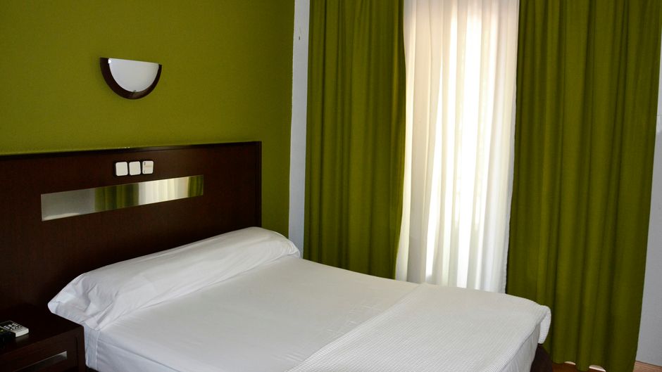 Hotel Las Estrellas Room