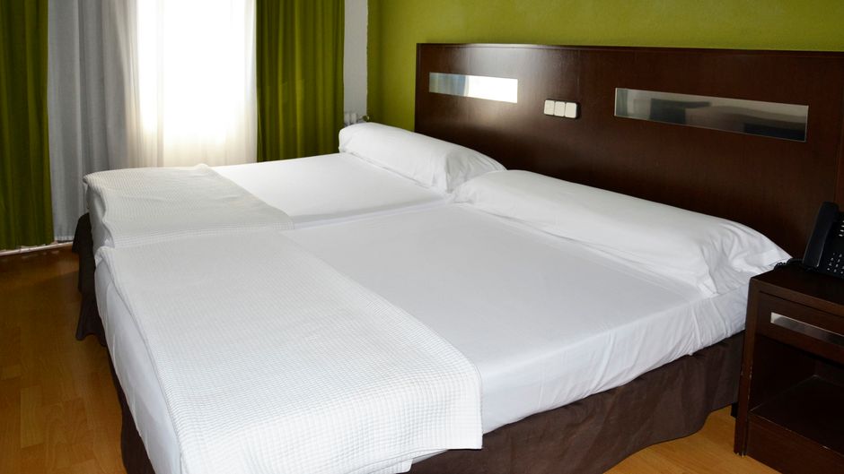 Hotel Las Estrellas Room