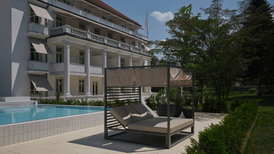 Badischer Hof Leonardo Limited Pool