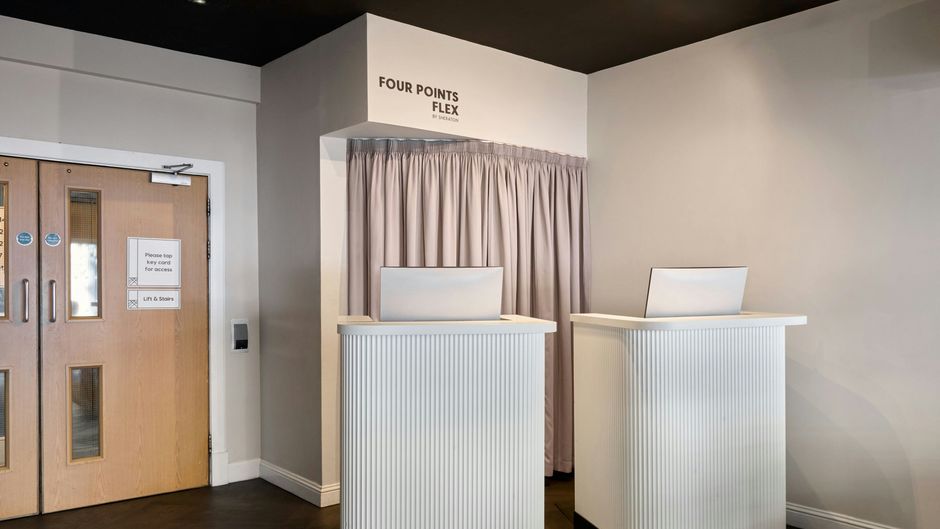 Four Points Flex by Sheraton Edinburgh Lobby